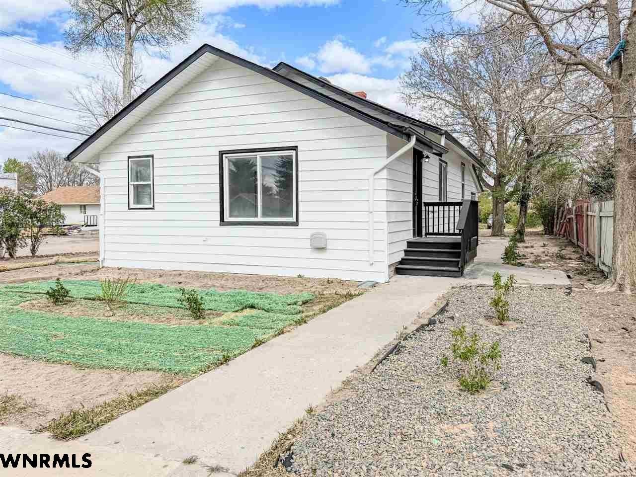 Single Family 3BR 1BA - 307 S MYRTLE, Kimball, NE