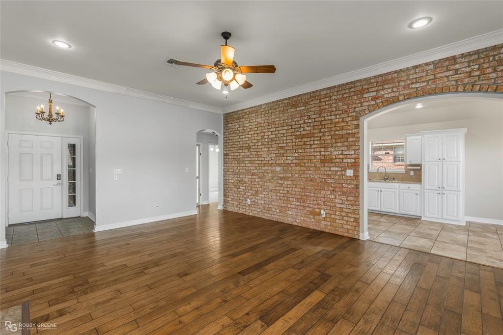 Single Family 3BR 2BA - 2210 Stockwell Road, Bossier City, LA