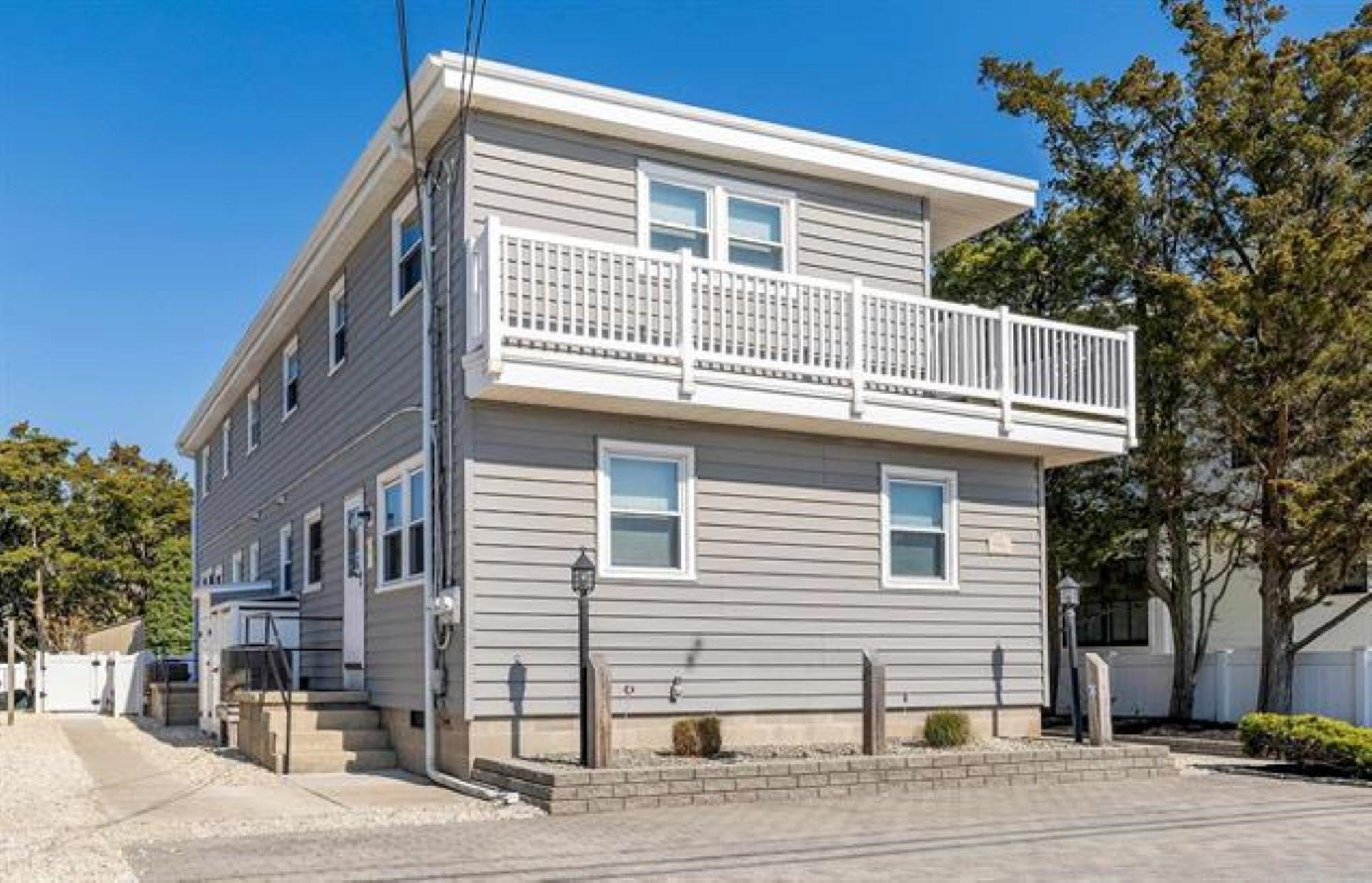 Duplex 6BR 4BA - 9903 Second Avenue, Stone Harbor, NJ