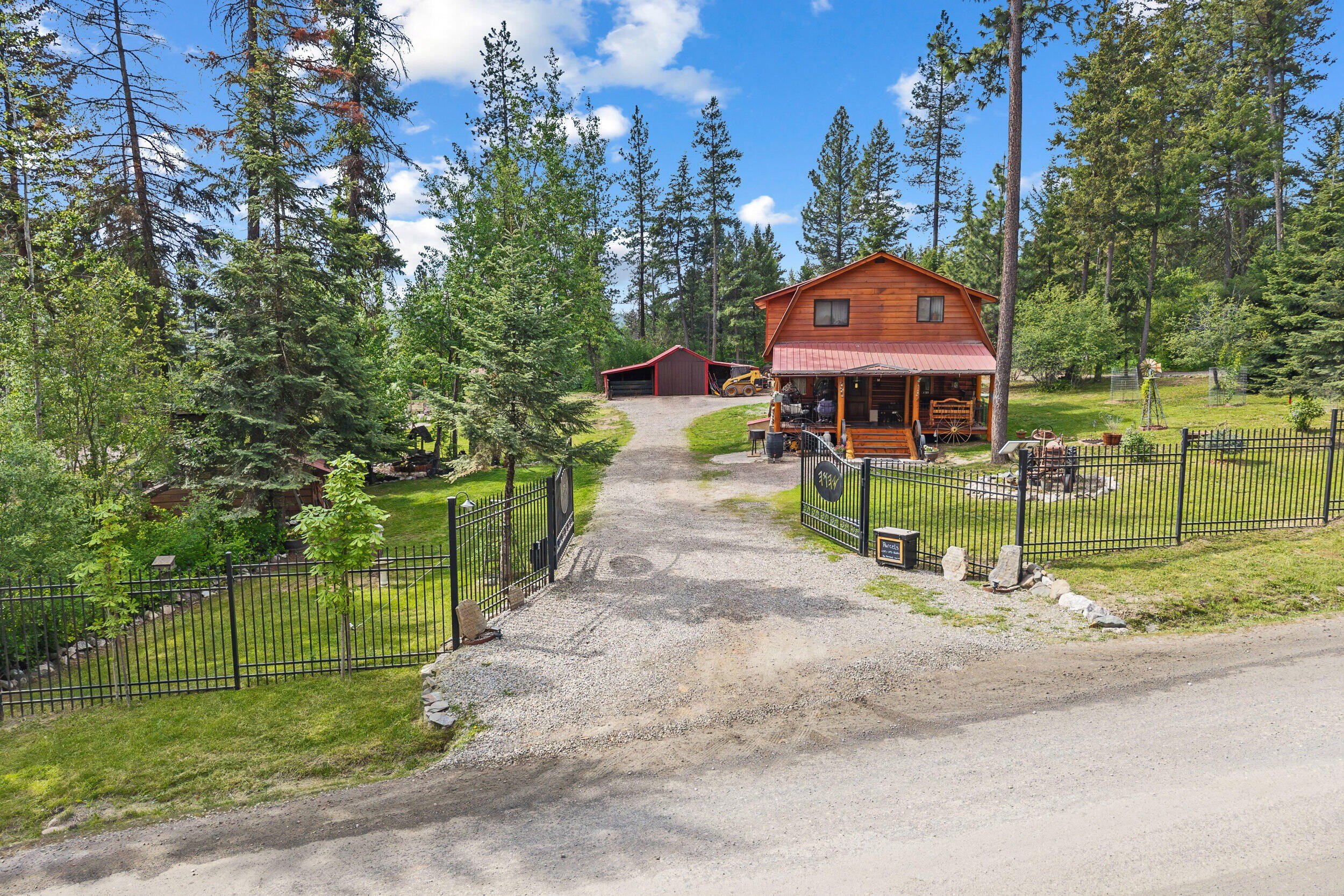 Single Family 3BR 2BA - 4045 DEER CREEK RD, VALLEY, WA
