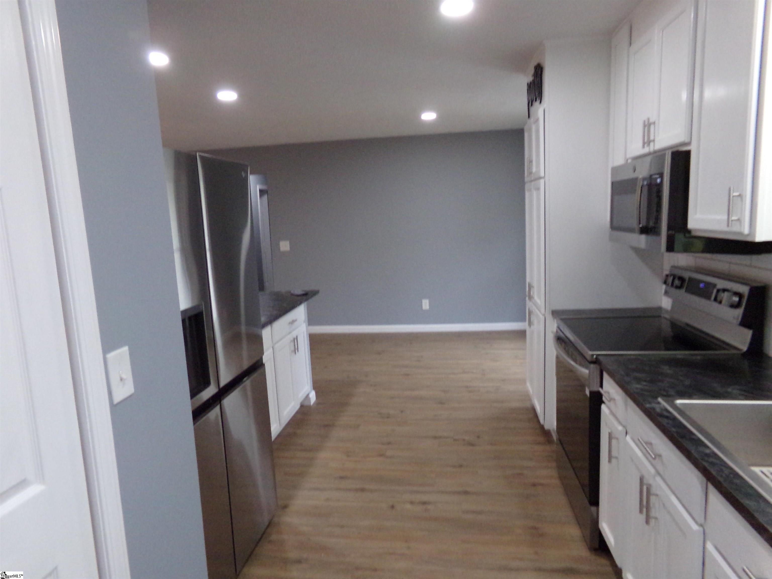 Single Family 3BR 2BA - 611 Bridwell Road, Travelers Rest, SC