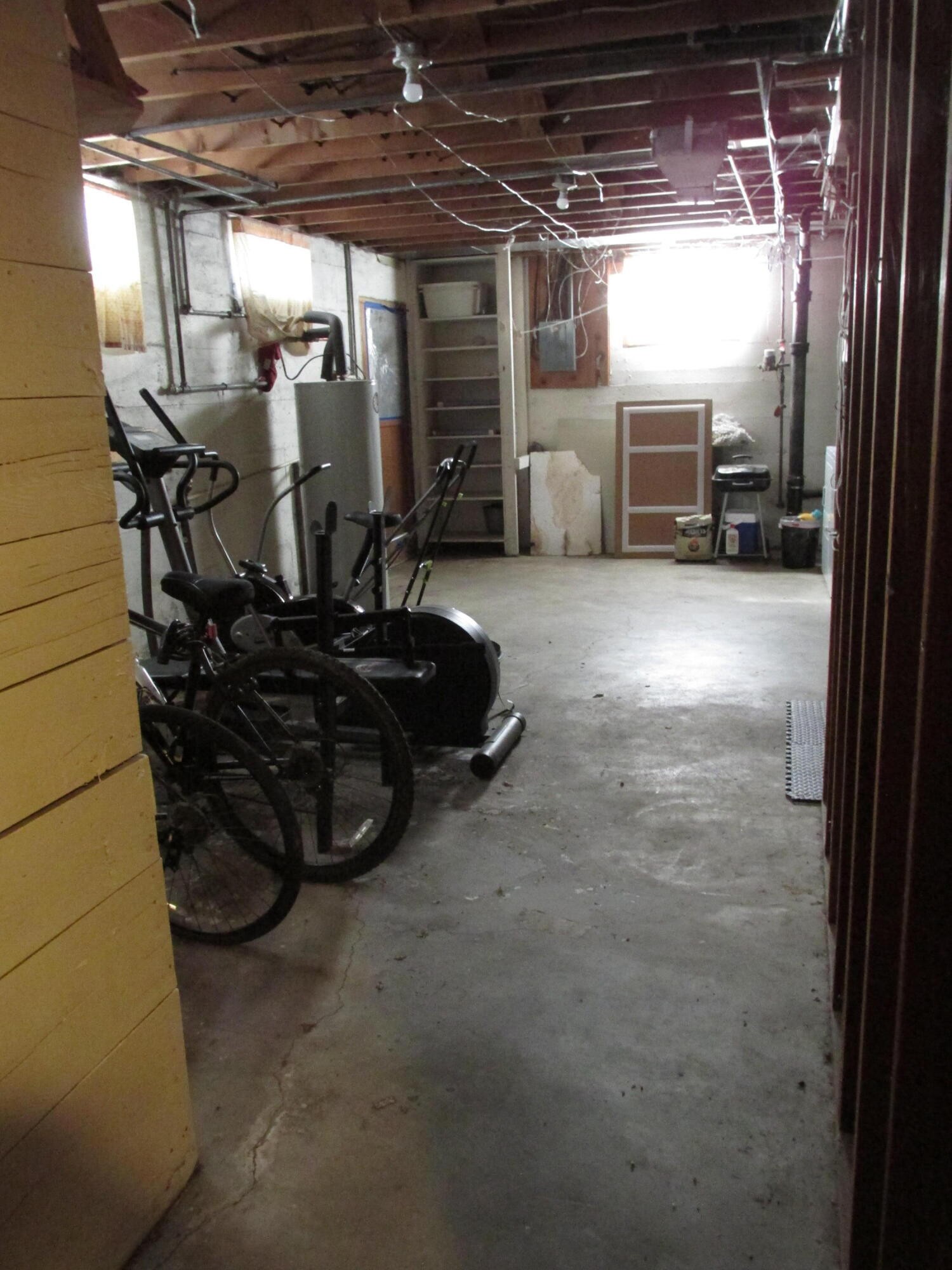 Single Family 4BR 2BA - 1325 MAIN ST, COLVILLE, WA