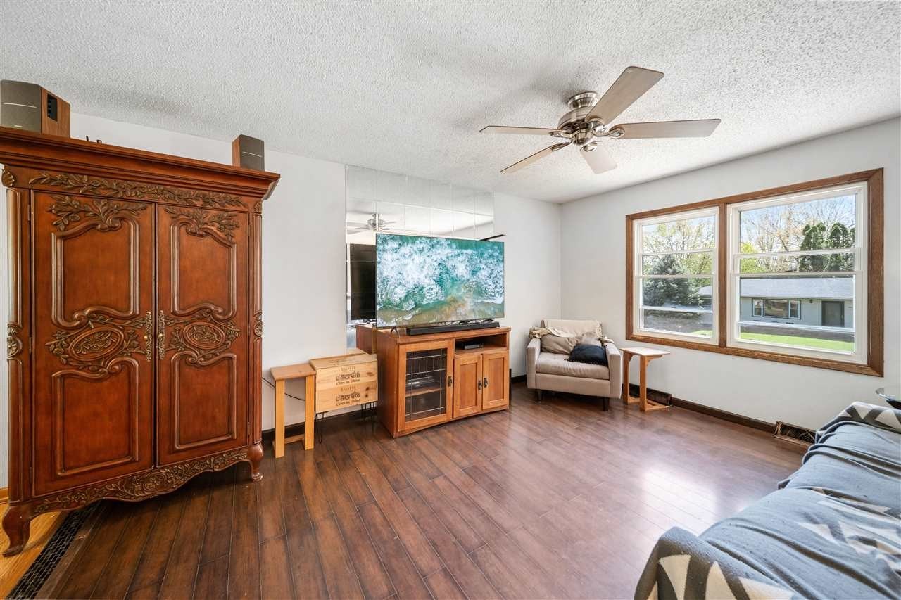 Single Family 3BR 2BA - 1818 Flatiron Ave, IowaCity, IA