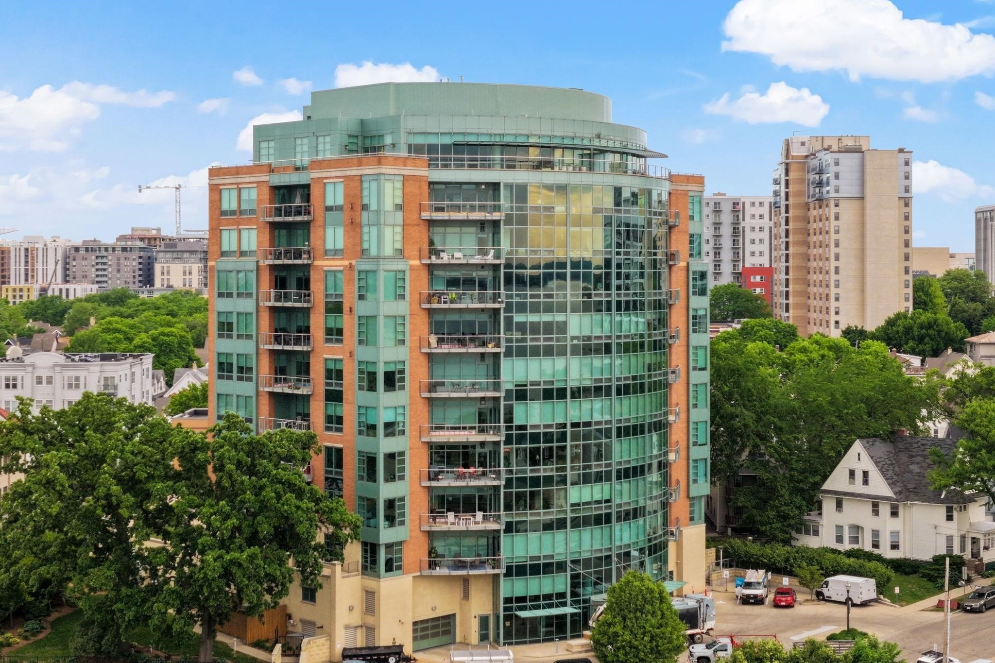 Condo 2BR 2BA - 350 S Hamilton Street, Madison, WI