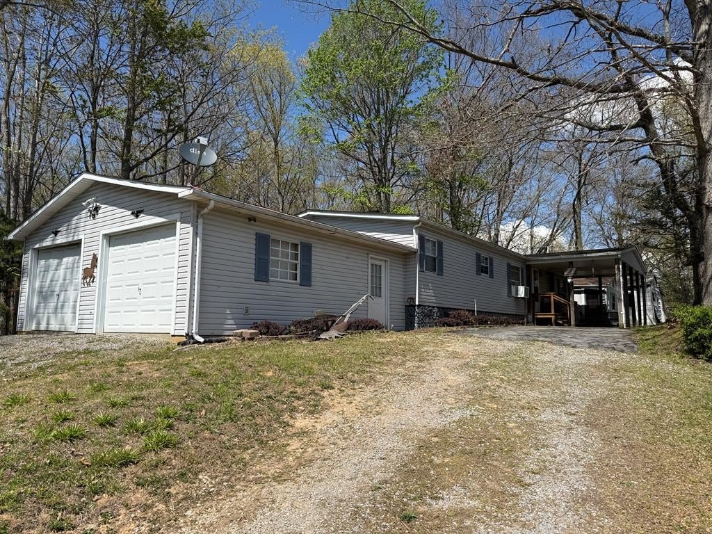 Single Family 3BR 2BA - 1684 Old Gardner Rd, PRINCETON, WV