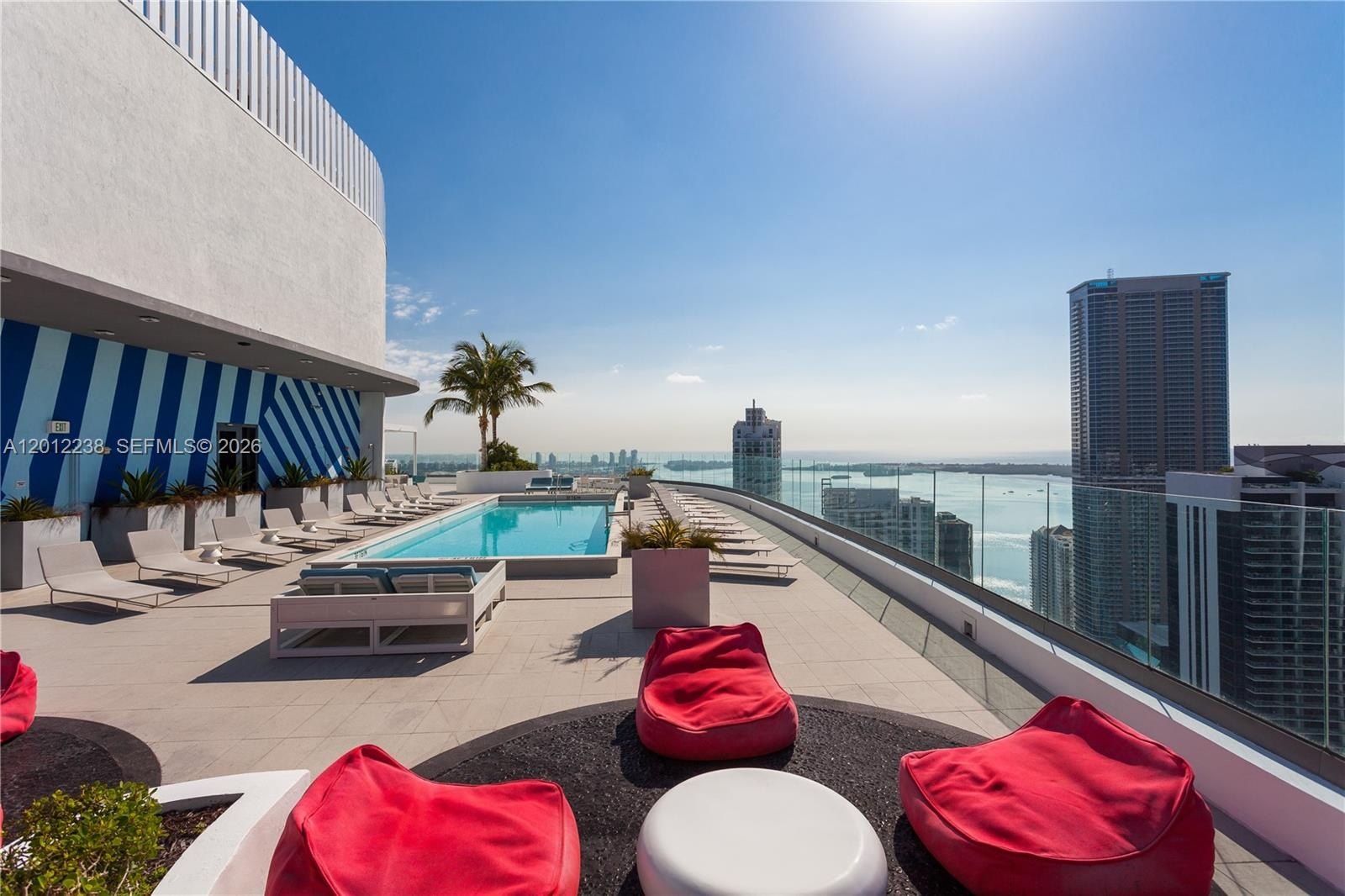 Condo 1BR 2BA - 45 SW 9th St, Miami, FL