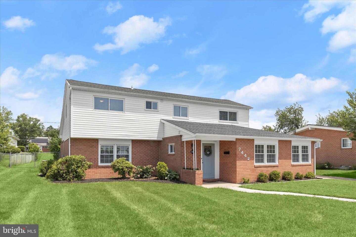 Single Family 4BR 3BA - 7442 RICKSWAY RD, BALTIMORE, MD