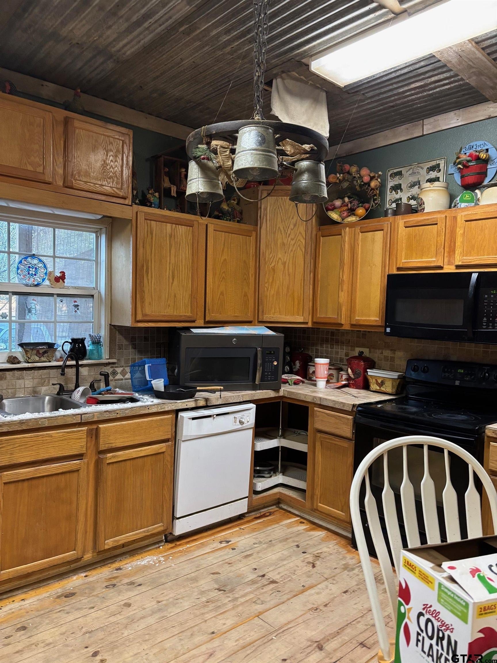 Single Family 4BR 2BA - 10748 W Hwy 84, Rusk, TX