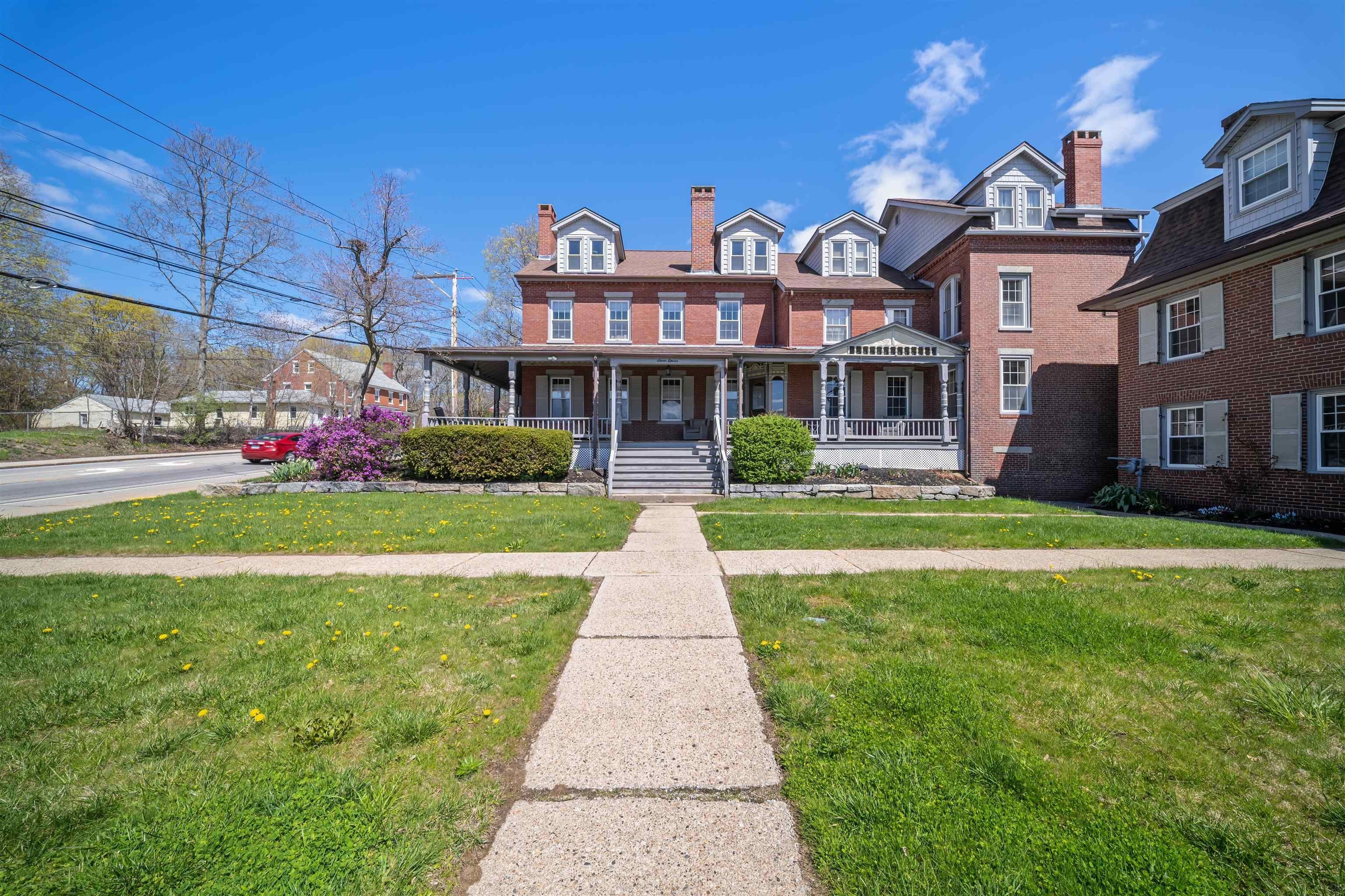 Condo 2BR 1BA - 711 Central Avenue, Dover, NH