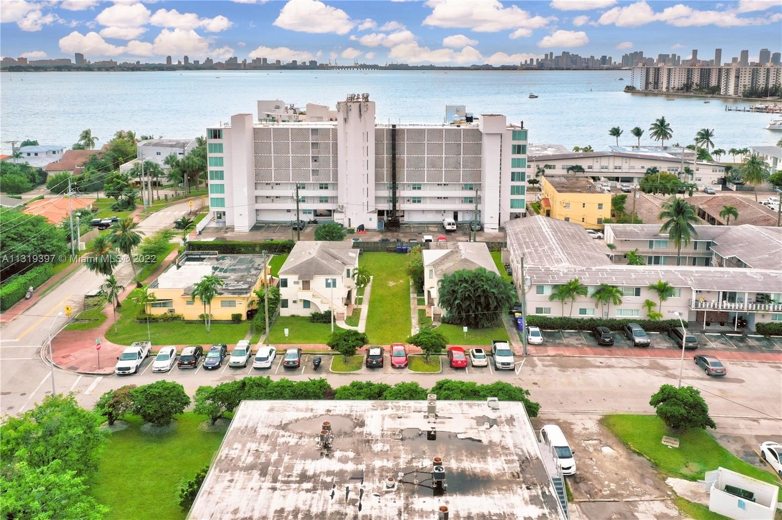 Four-plex 8BR 8BA - 1910 And 1920 Biarritz Dr, Miami Beach, FL