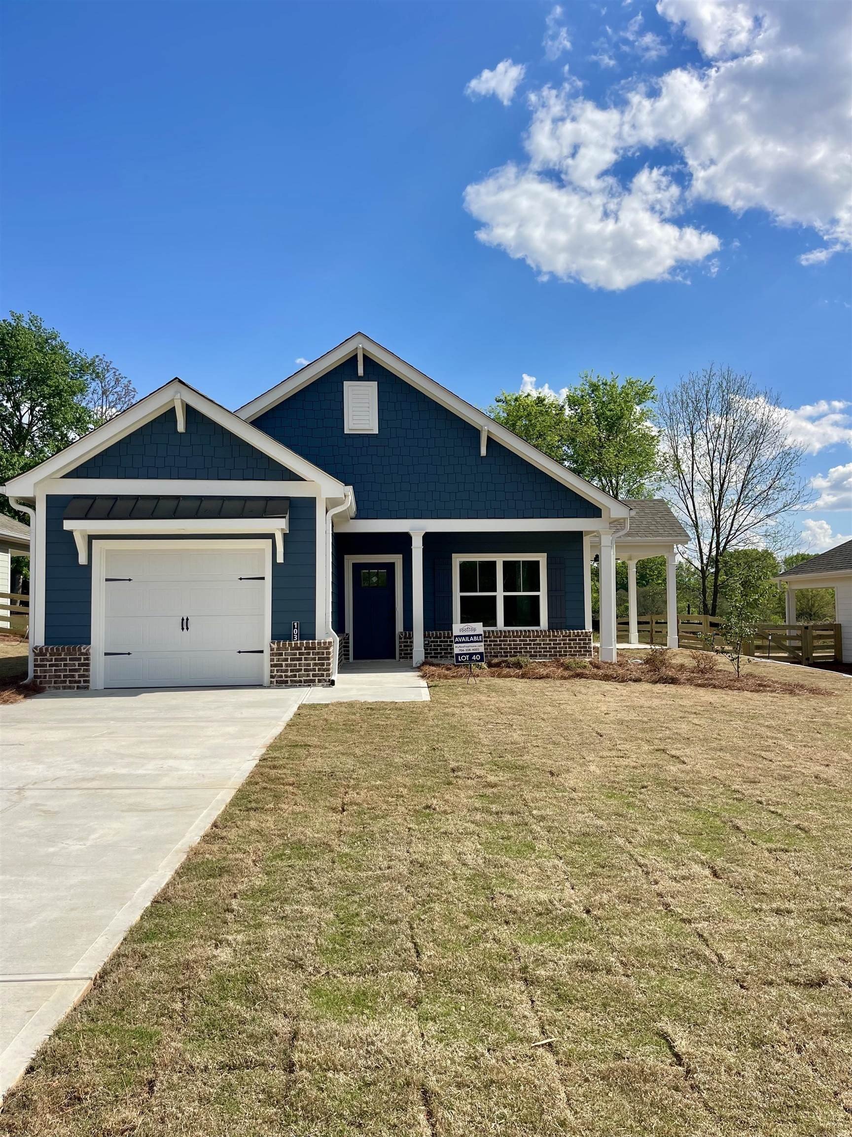 Single Family 2BR 2BA - 103 COTTAGE GROVE CIRCLE, Eatonton, GA