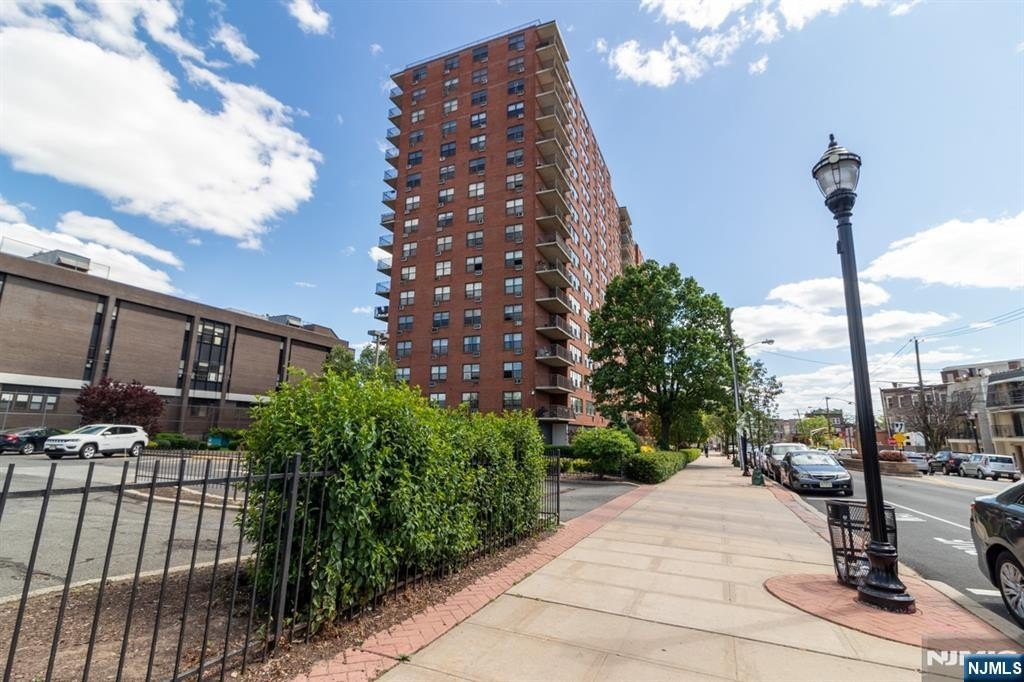 Other 1BR 1BA - 500 Central Avenue 504, Union City, NJ