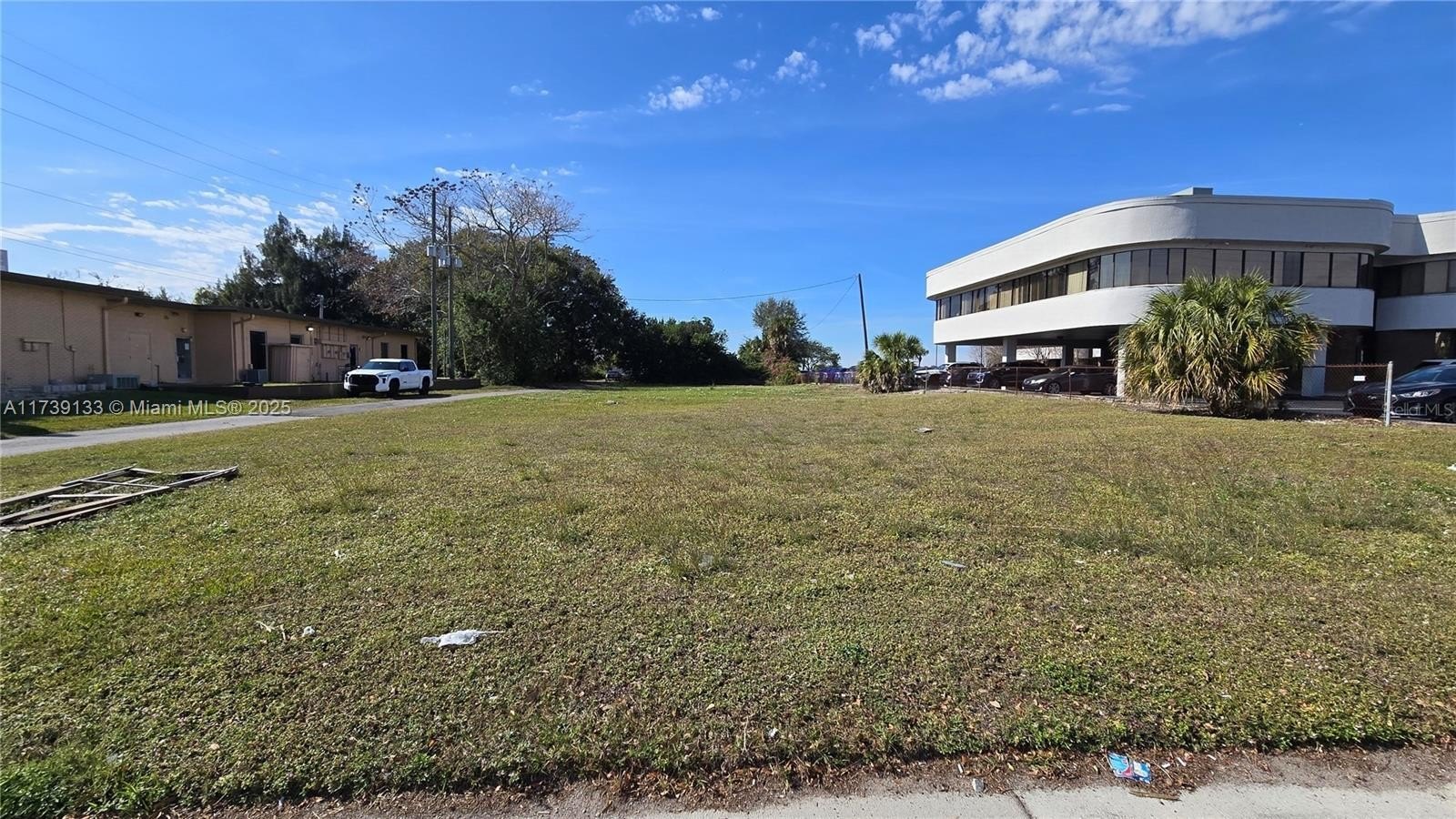 Other - 0 N Semoran Blvd N SEMORAN BLVD, Other City - In The State Of Florida, FL