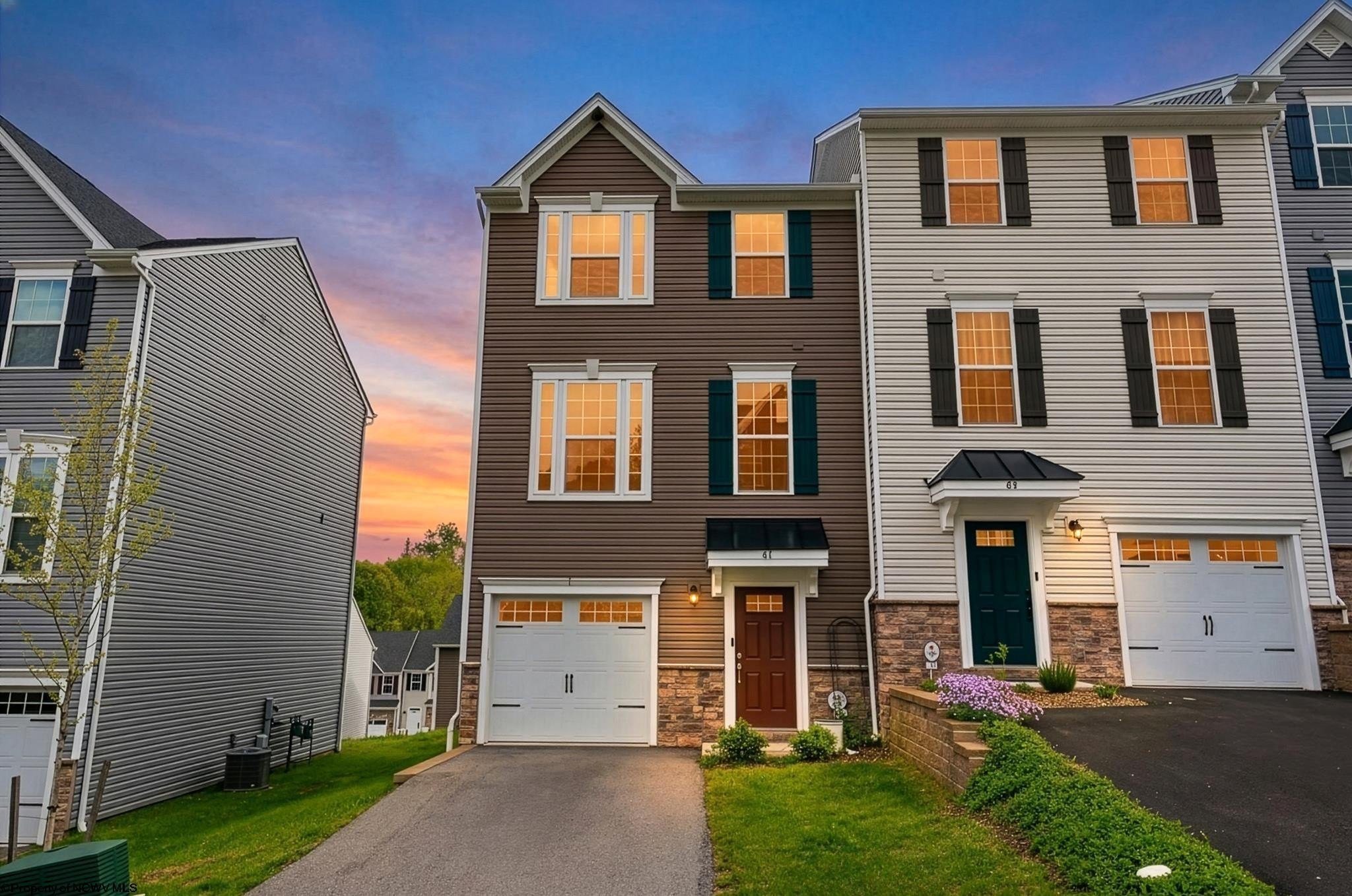 Single Family 3BR 3BA - 61 Hewstone Court, Morgantown, WV