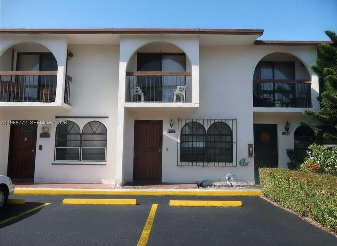 Single Family 2BR 2BA - 1082 W 79th St, Hialeah, FL