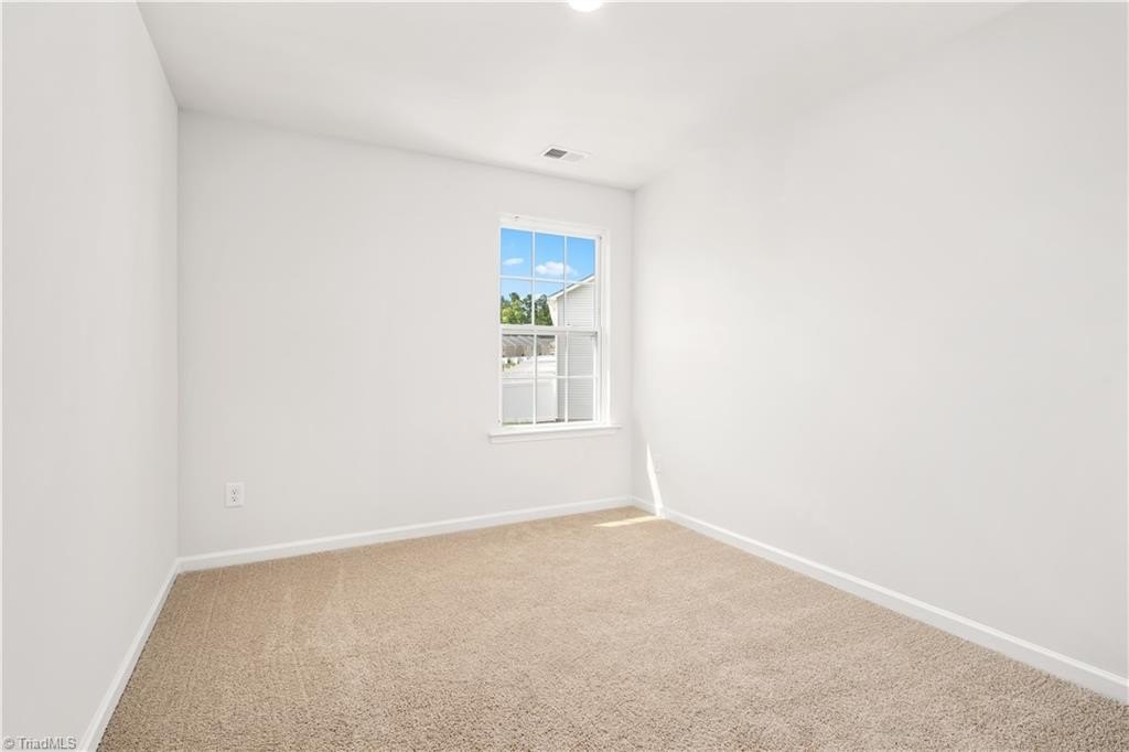 Single Family 3BR 3BA - 815 Gaelic Drive, Gibsonville, NC
