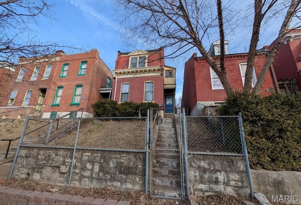 Single Family 2BR 2BA - 2121 Chippewa Street, St Louis, MO