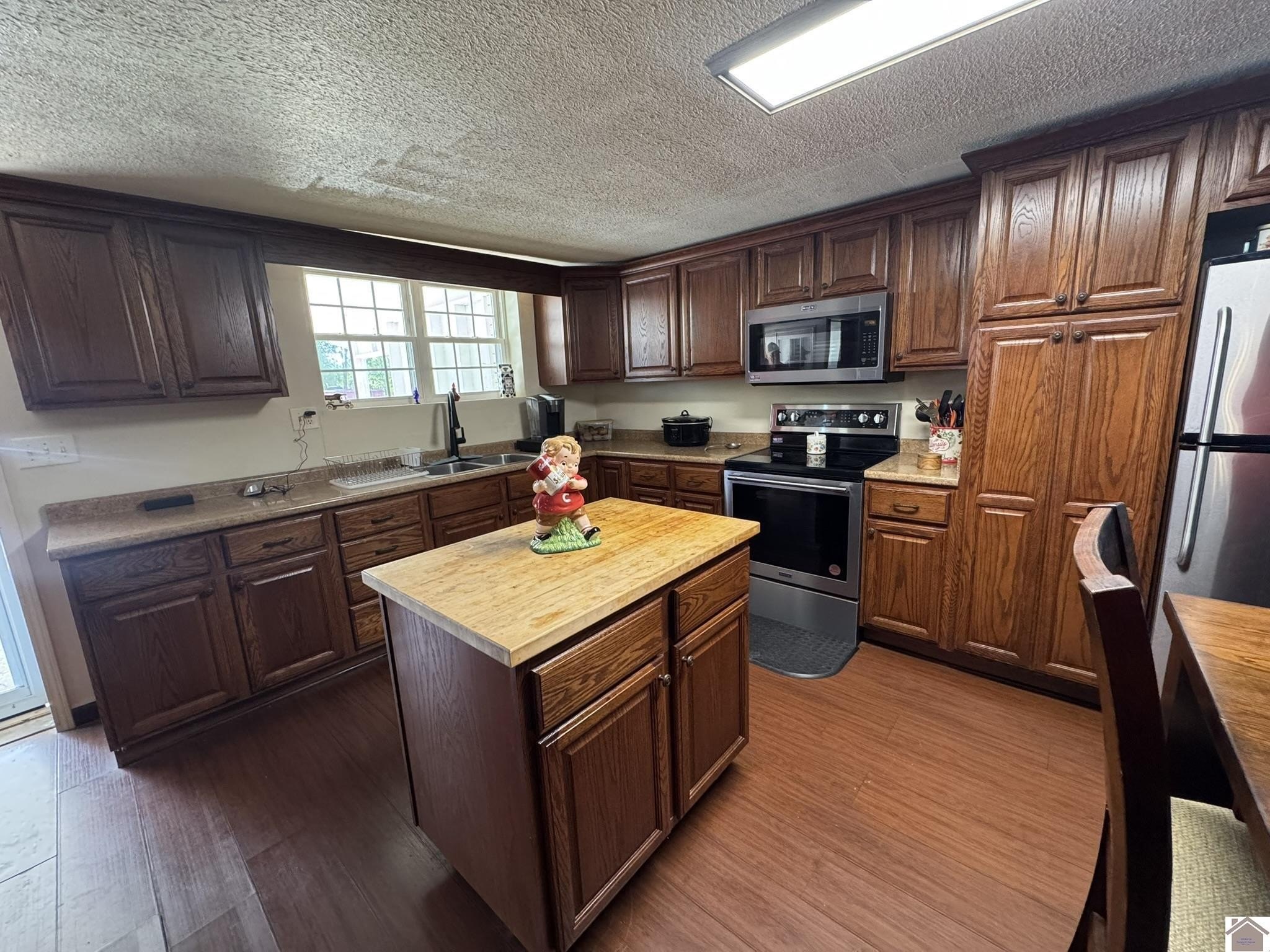 Single Family 3BR 2BA - 2721 Old Bethel Church Road, Fulton, KY