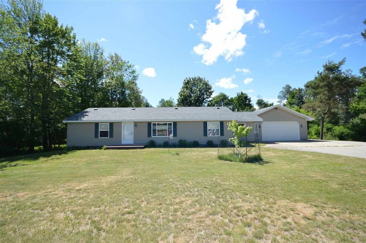 Other 3BR 2BA - 627 Jefferson Street, Boyne City, MI