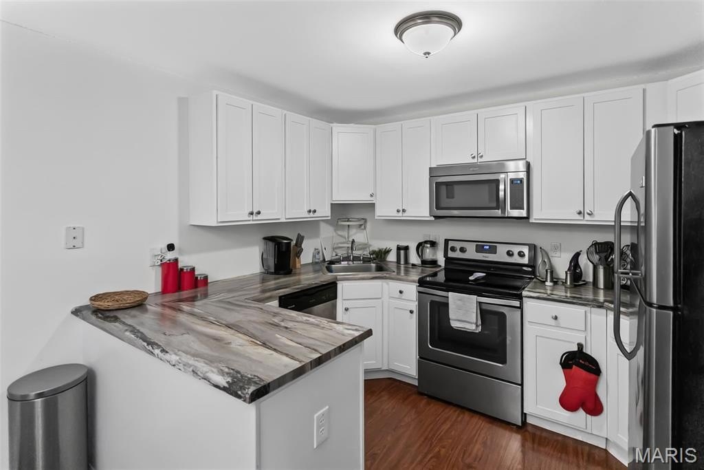 Condo 3BR 1BA - 7446 Sieloff Drive, Hazelwood, MO