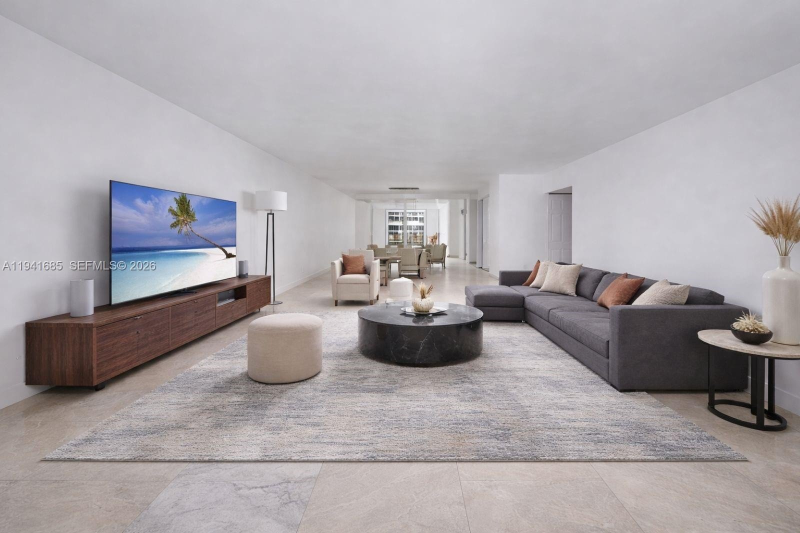 Condo 2BR 2BA - 5701 Collins Ave, Miami Beach, FL