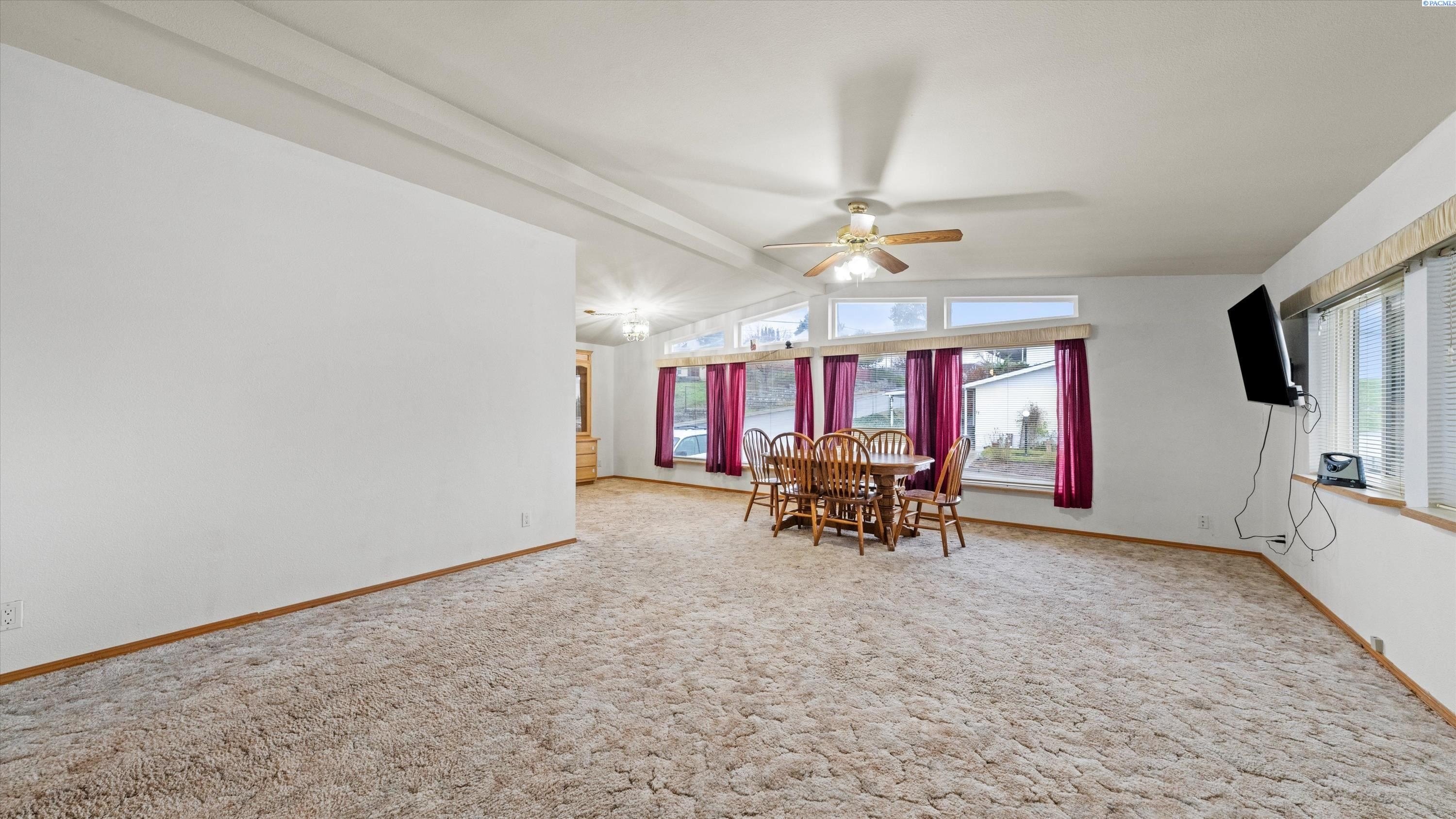 Other 3BR 2BA - 1200 S Euclid Rd, Grandview, WA