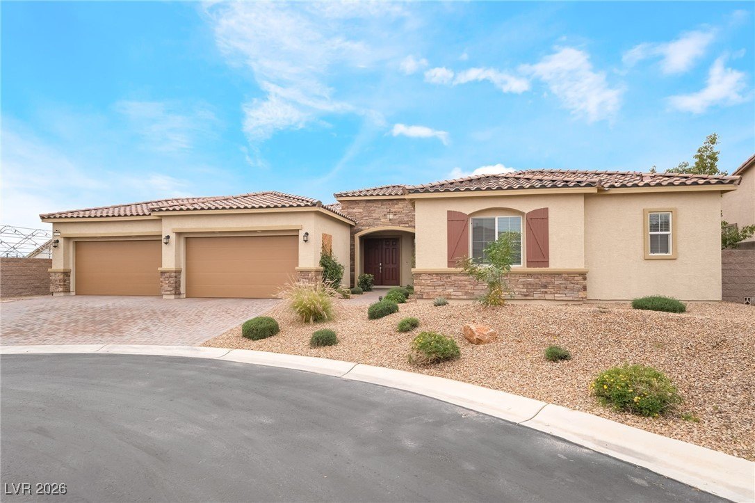 Single Family 4BR 4BA - 4109 Lailah Skye Avenue, Las Vegas, NV