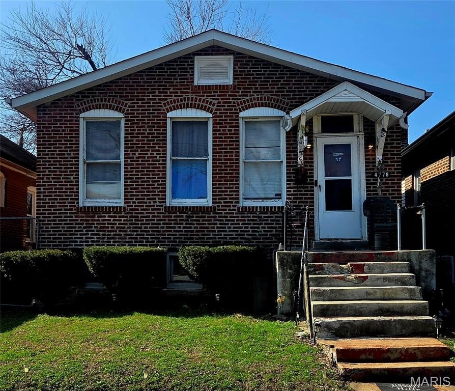 Single Family 2BR 1BA - 4778 Highland Avenue, St Louis, MO