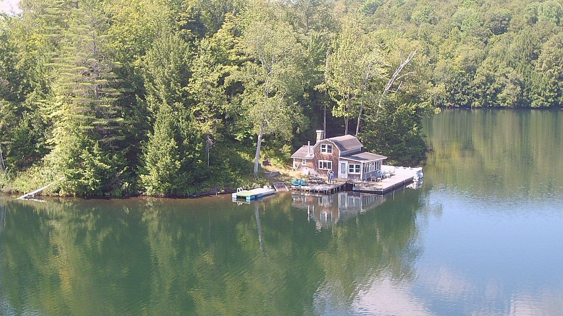 Single Family 2BR 1BA - 195 Meadow Lane, Woodbury, VT