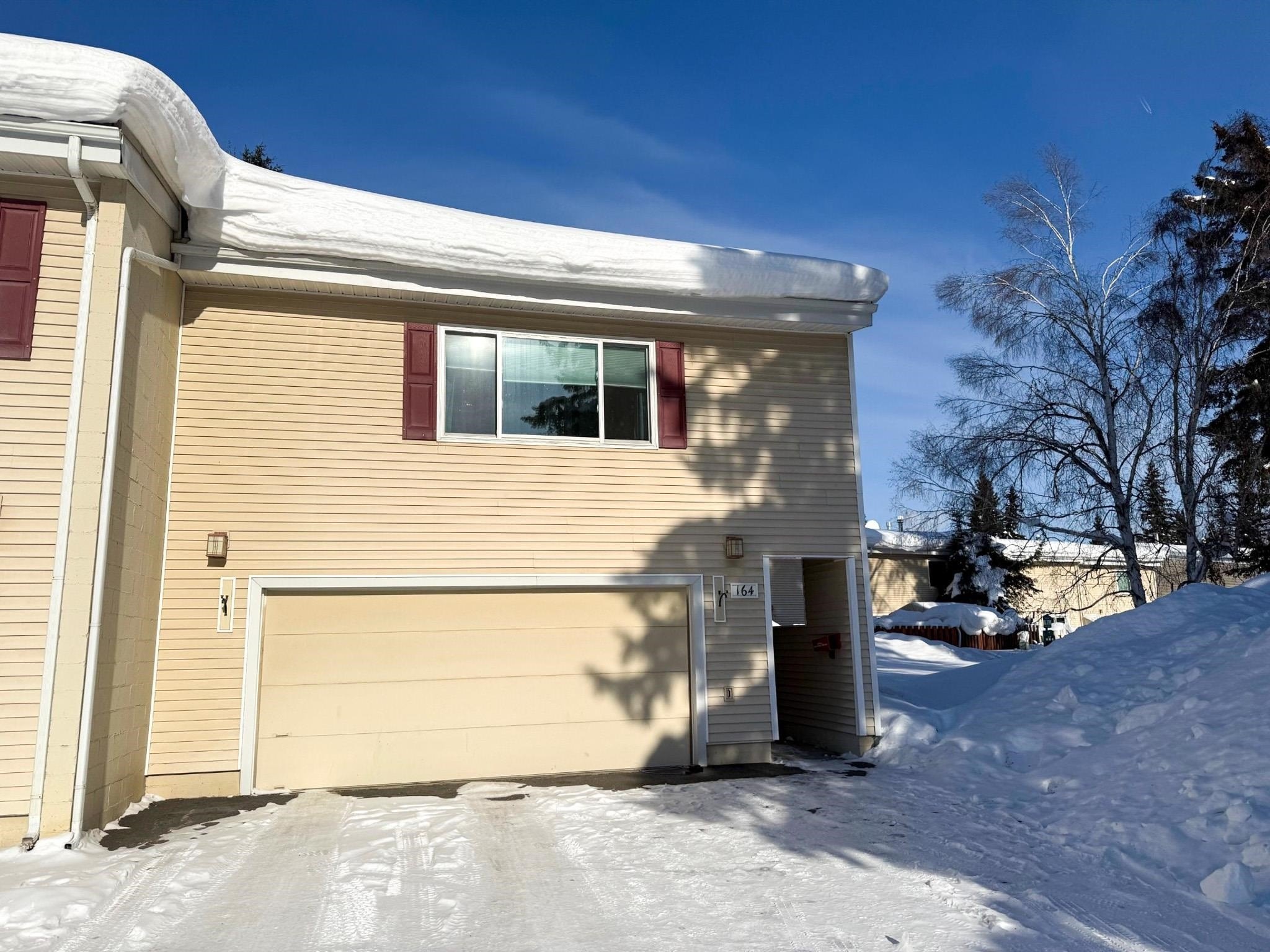 Single Family 2BR 3BA - 164 CARLYLE WAY, Fairbanks, AK