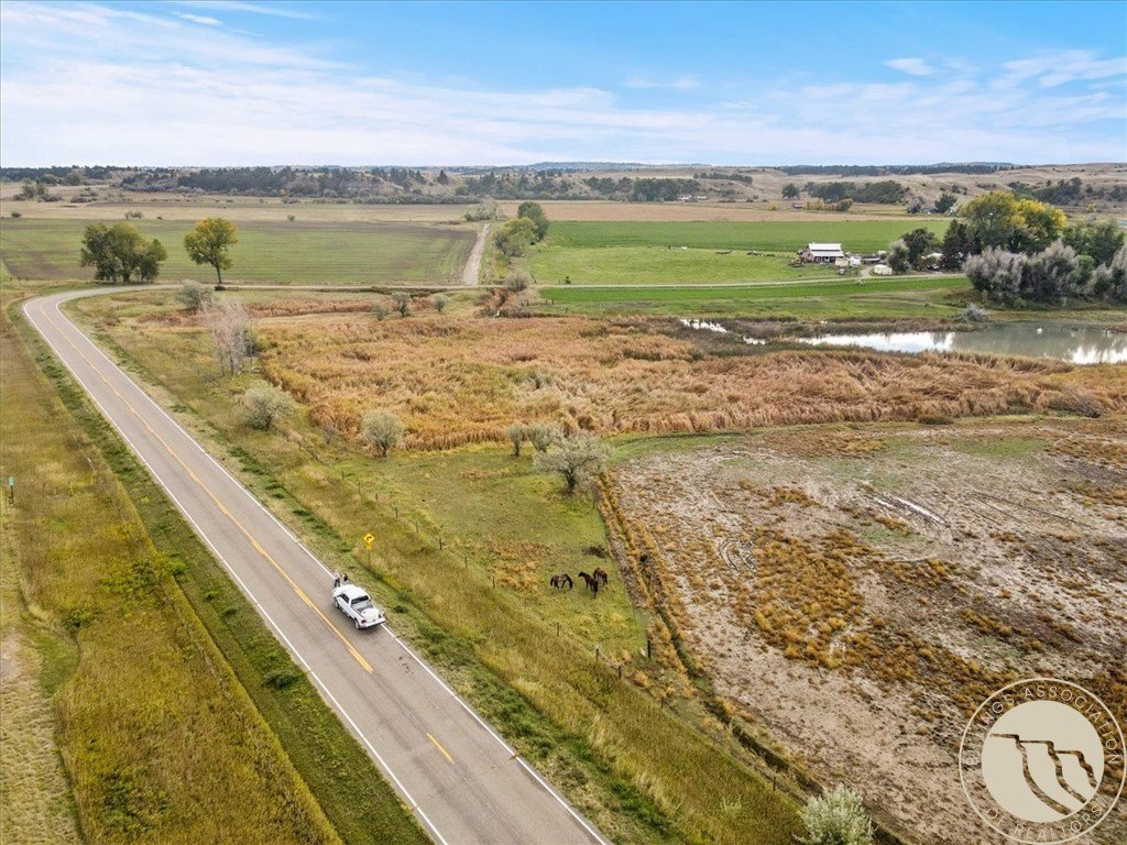 Other - 2 2nd S, Pompeys Pillar, MT
