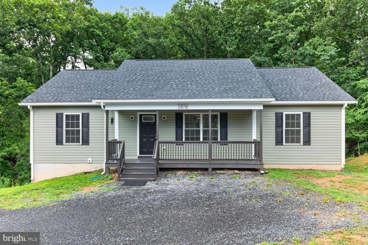 Single Family 3BR 2BA - 1674 WESTERN LN, FRONT ROYAL, VA