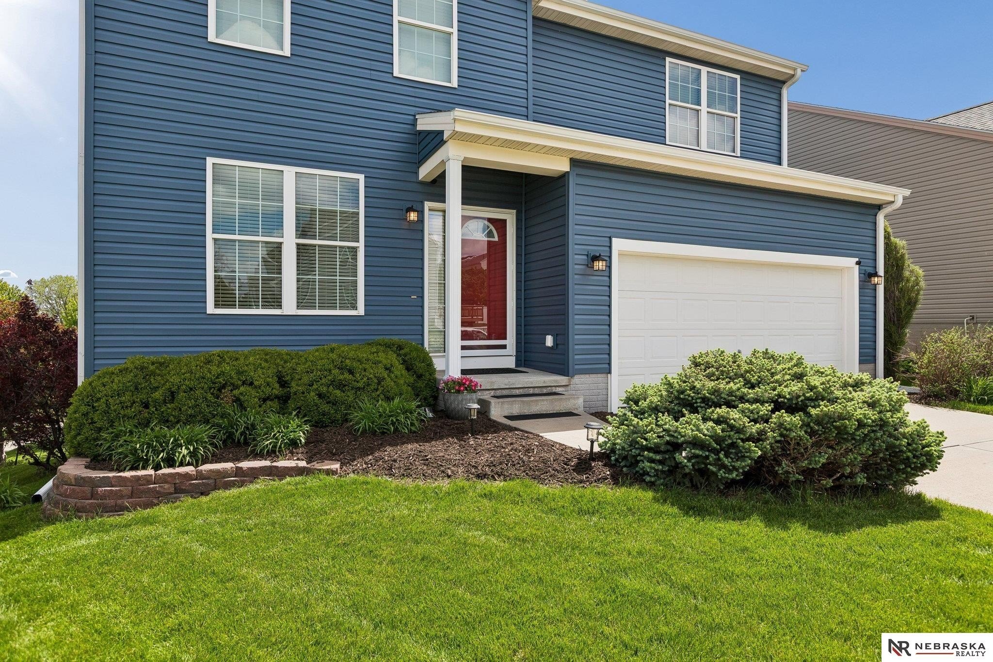 Single Family 3BR 3BA - 8025 N 147th Avenue, Bennington, NE