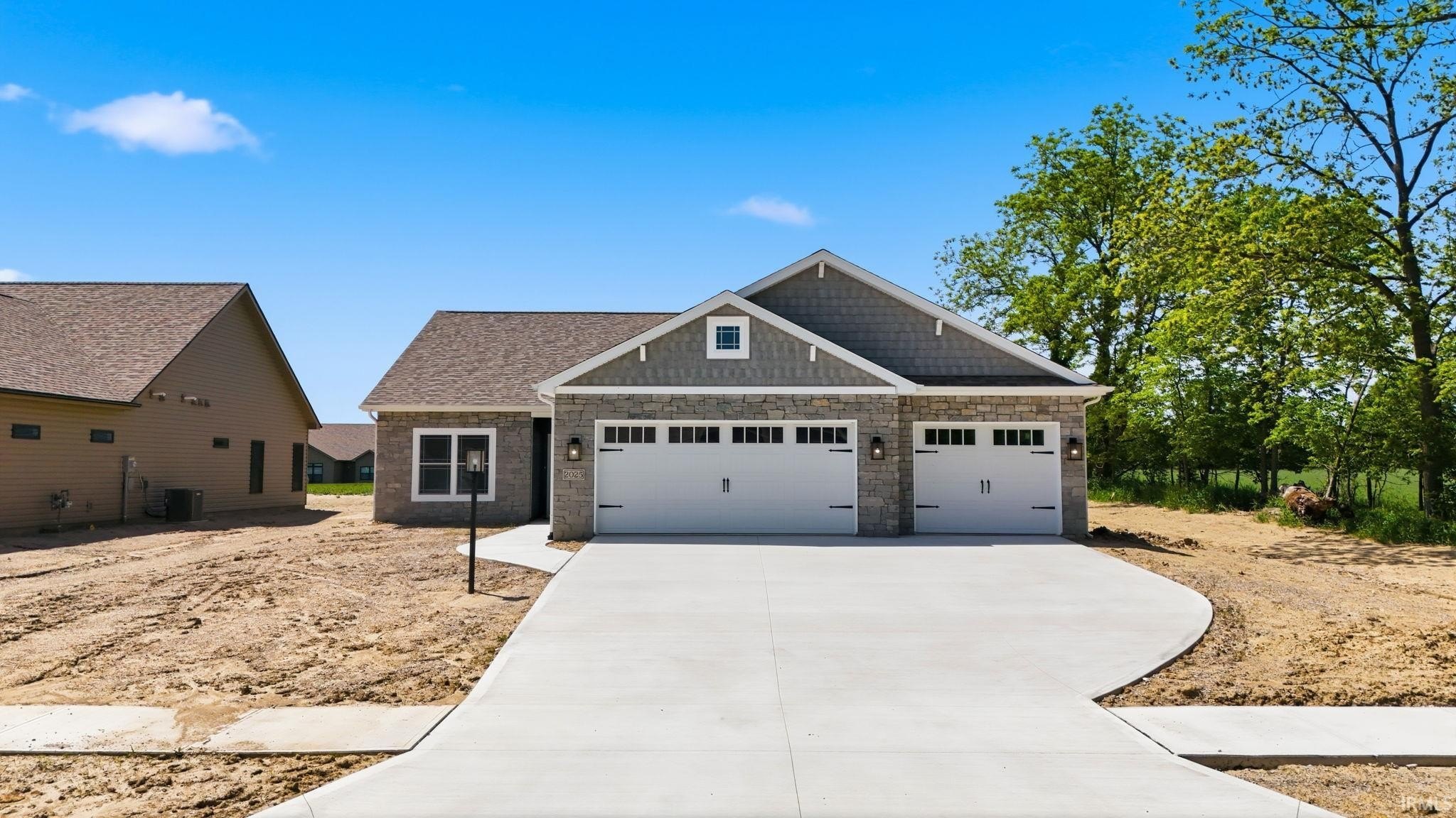 Condo 3BR 2BA - 2025 Approach Drive, Auburn, IN