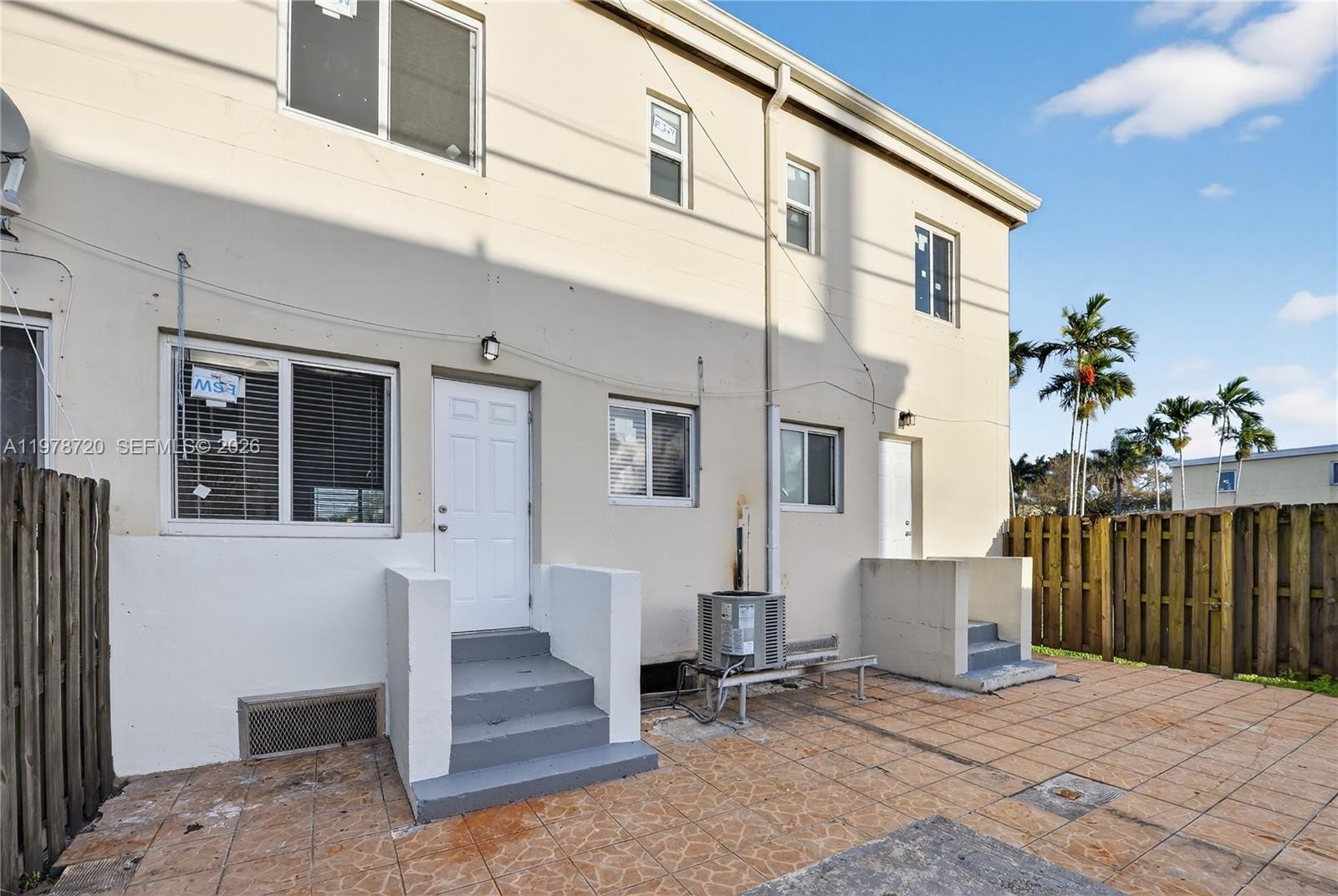 Single Family 4BR 3BA - 475 NW 84th Ter, Miami, FL