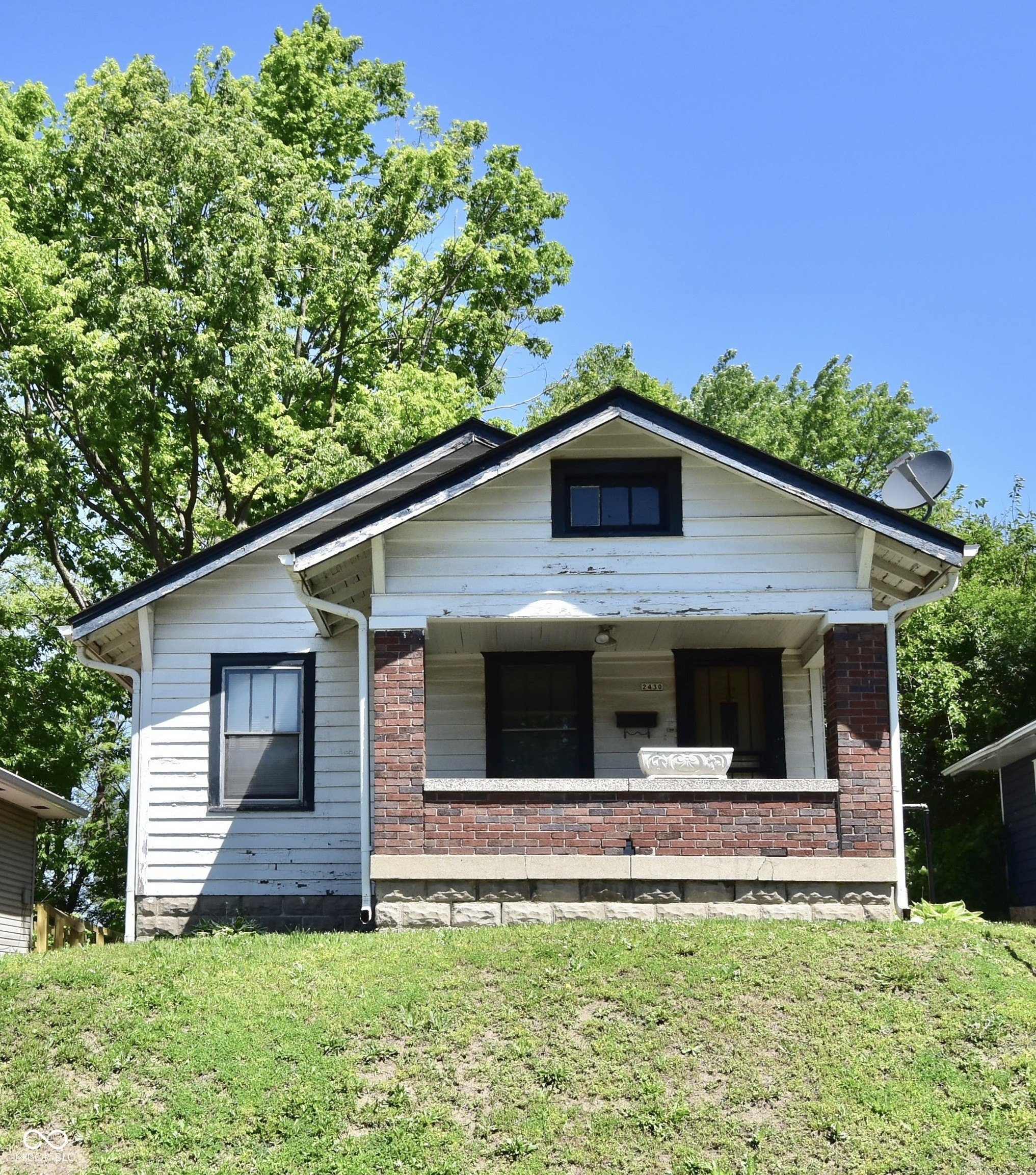 Single Family 2BR 1BA - 2430 E 16th Street, Indianapolis, IN