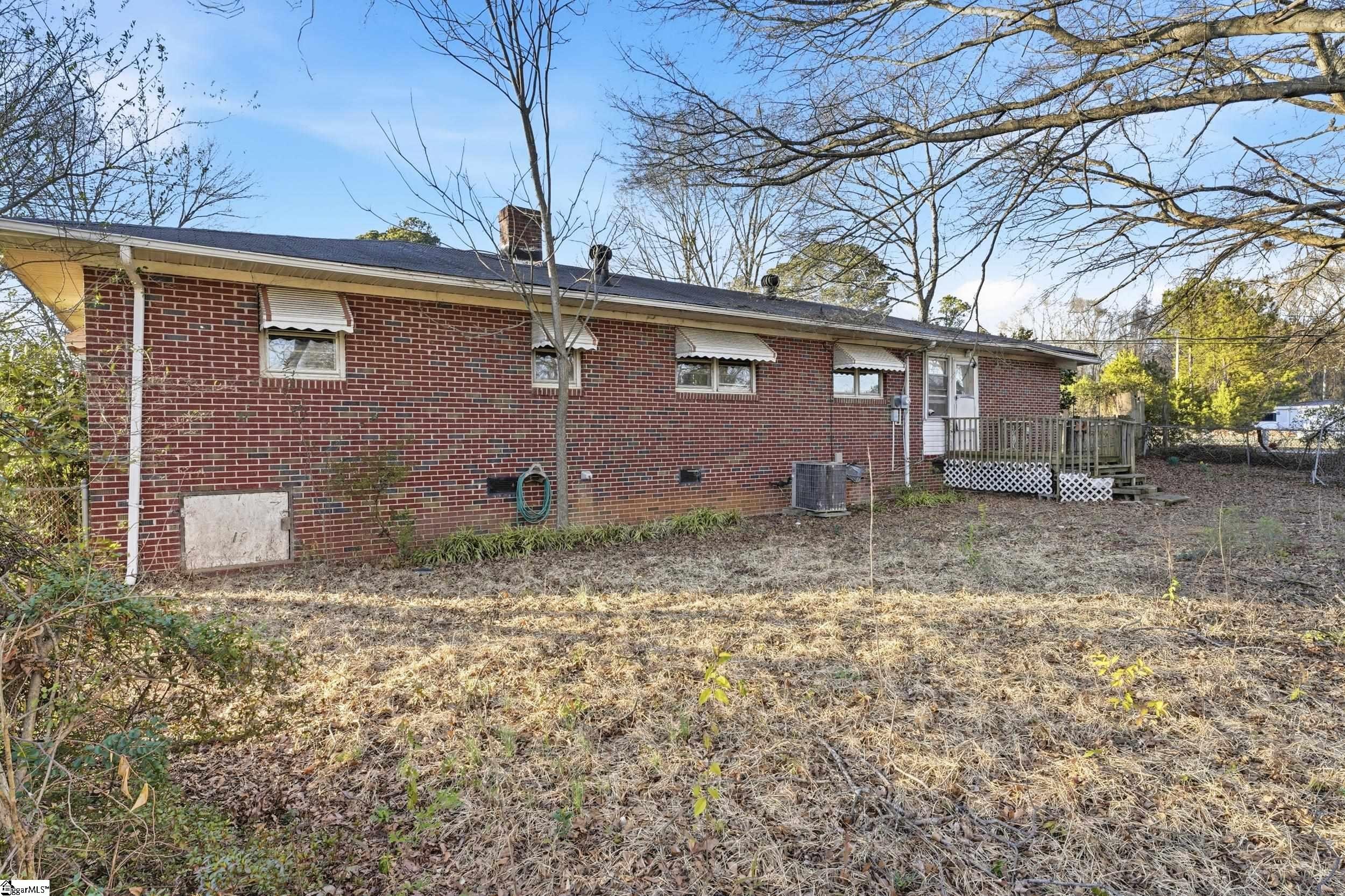 Single Family 3BR 1BA - 125 Foxhall Road, Spartanburg, SC