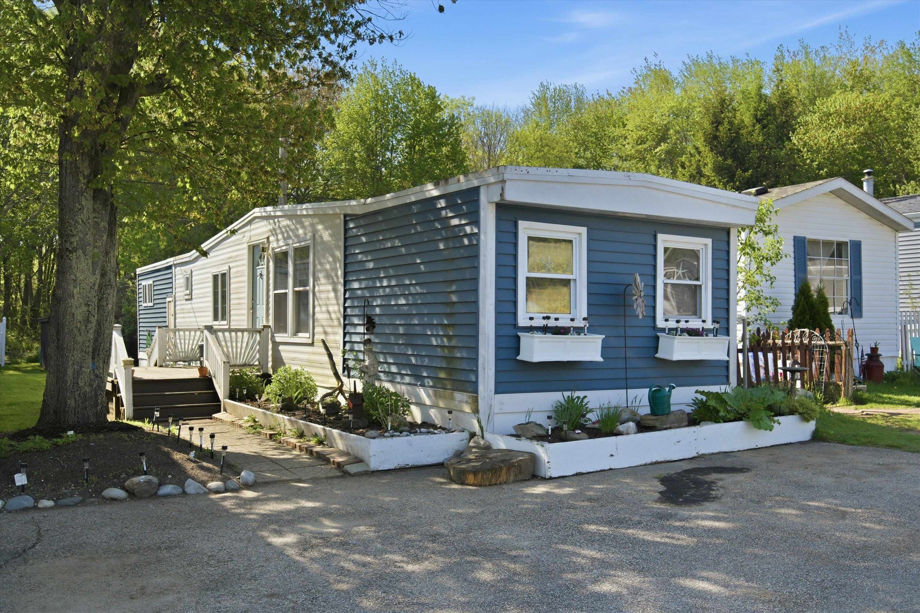 Manufactured Housing 2BR 1BA - 21 Adams Park, Rye, NH