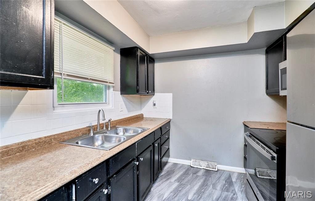 Single Family 3BR 2BA - 10132 Cavalier Court, St Louis, MO