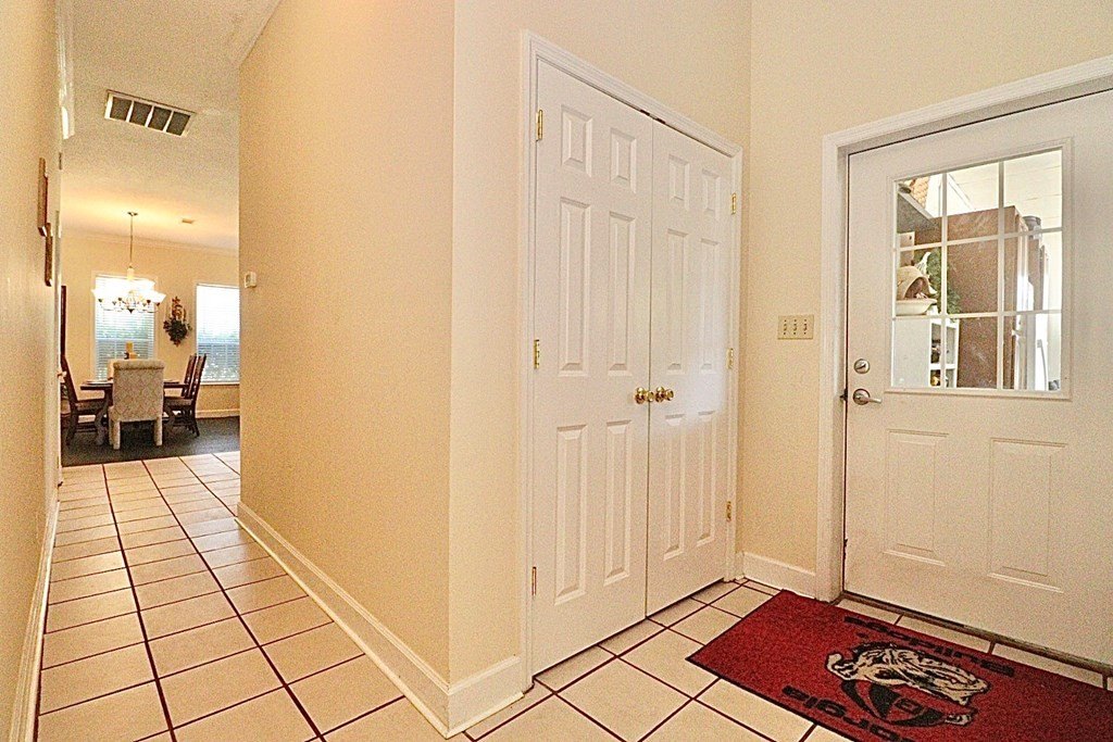 5669 BARBER Cir