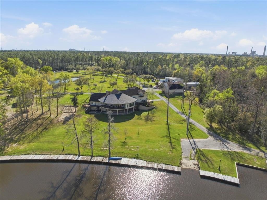 Single Family 4BR 5BA - 1046 Hollis Road, Westlake, LA