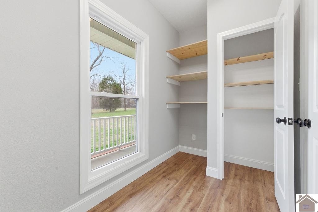Single Family 3BR 2BA - 5950 Oaks Road, Symsonia, KY