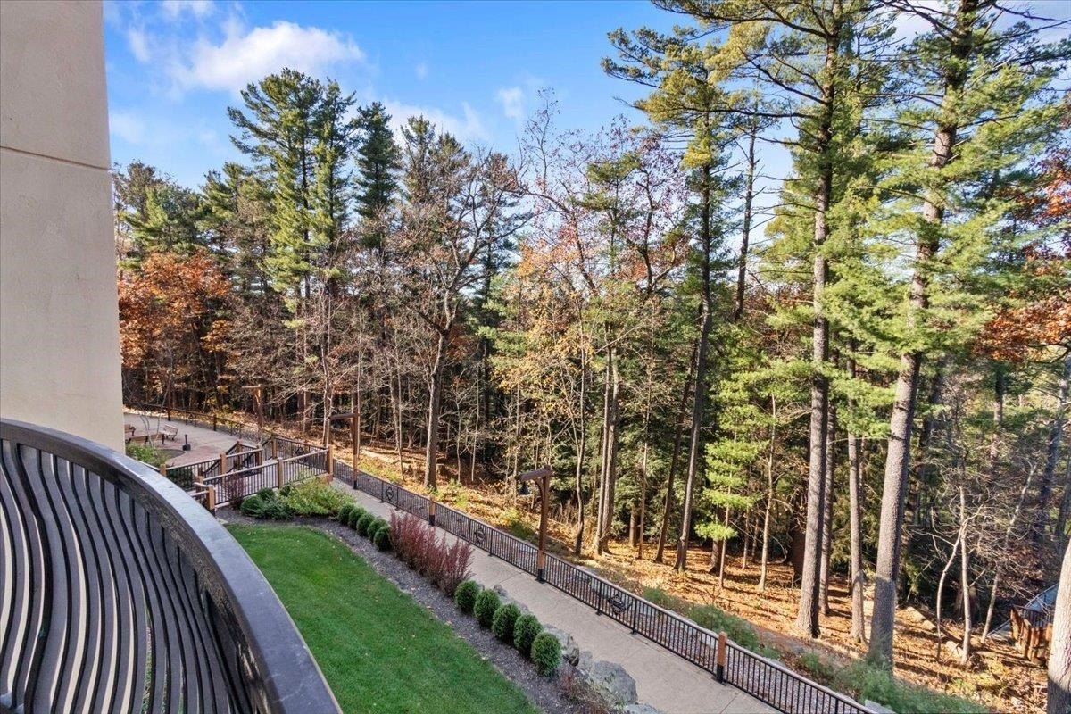 Condo 3BR 3BA - 2411 River Road, Wisconsin Dells, WI