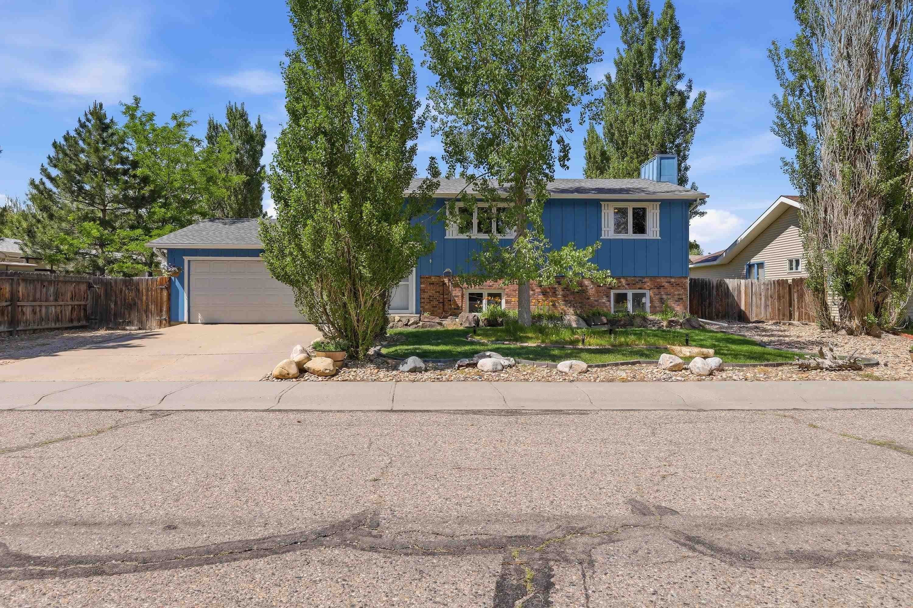Single Family 3BR 2BA - 5436 Pathfinder Road, Casper, WY