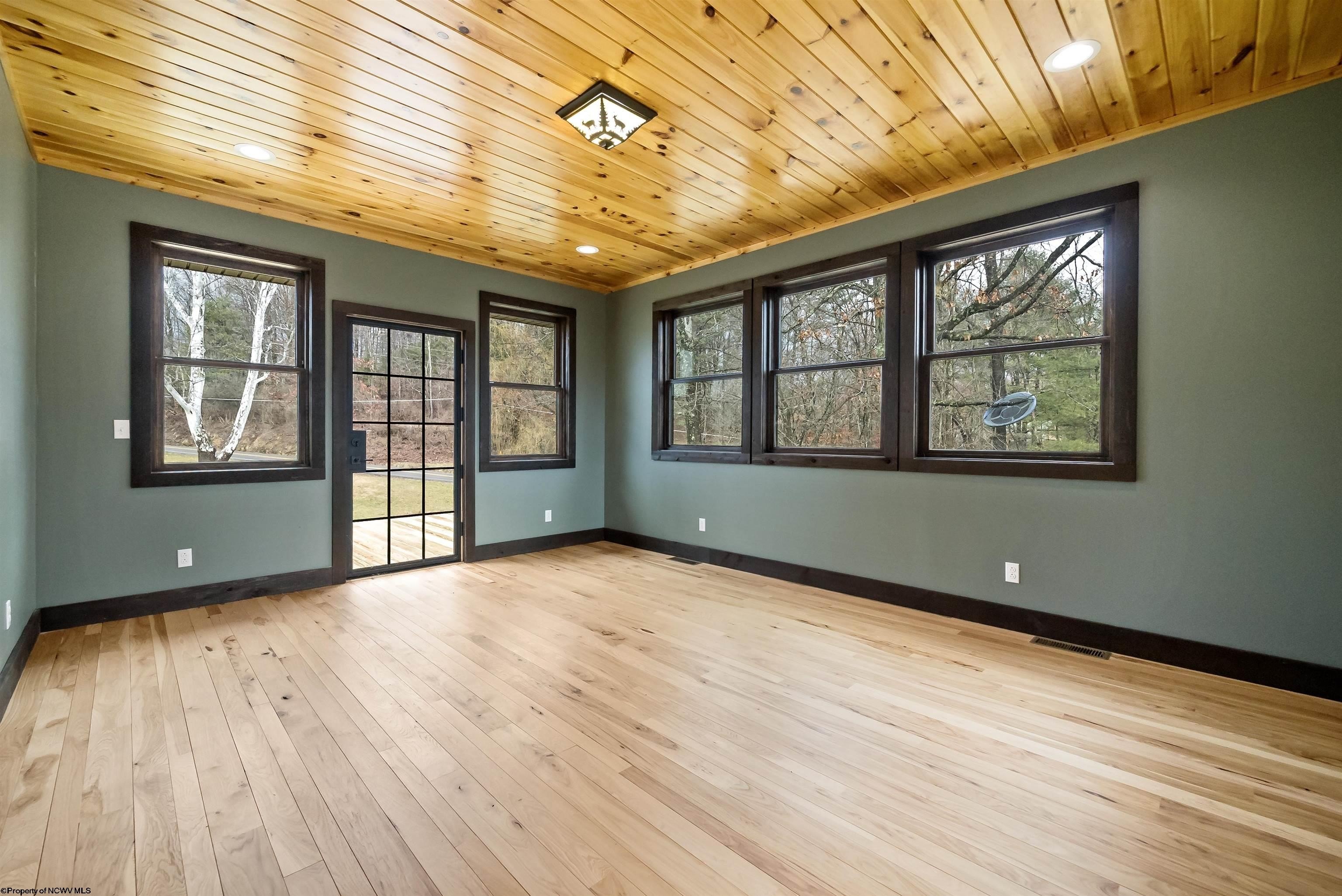 Single Family 5BR 4BA - 1935 Ward Road, Elkins, WV