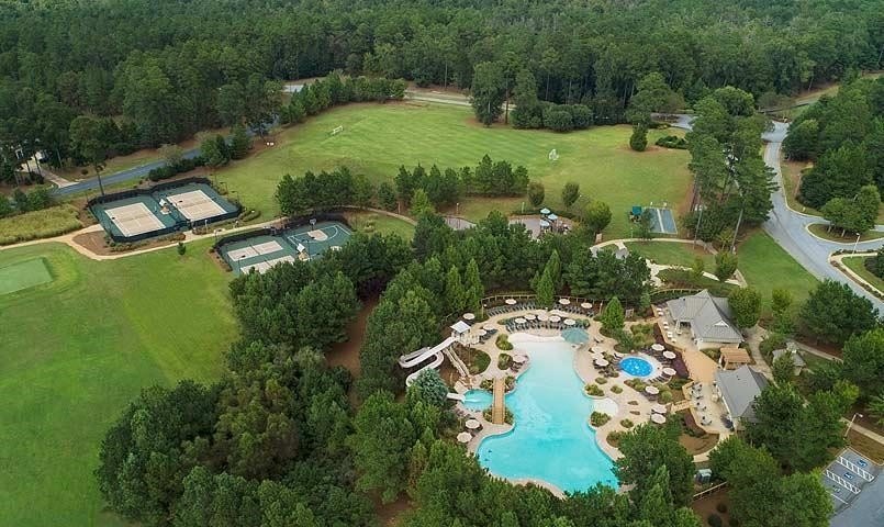 Single Family 5BR 7BA - 136 BARRINGTON HALL DRIVE, Eatonton, GA