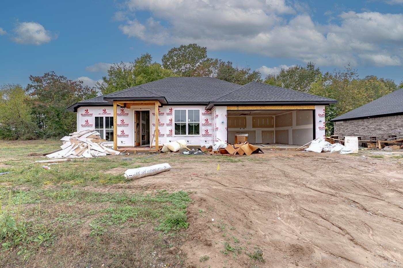 219 Woodland Trl