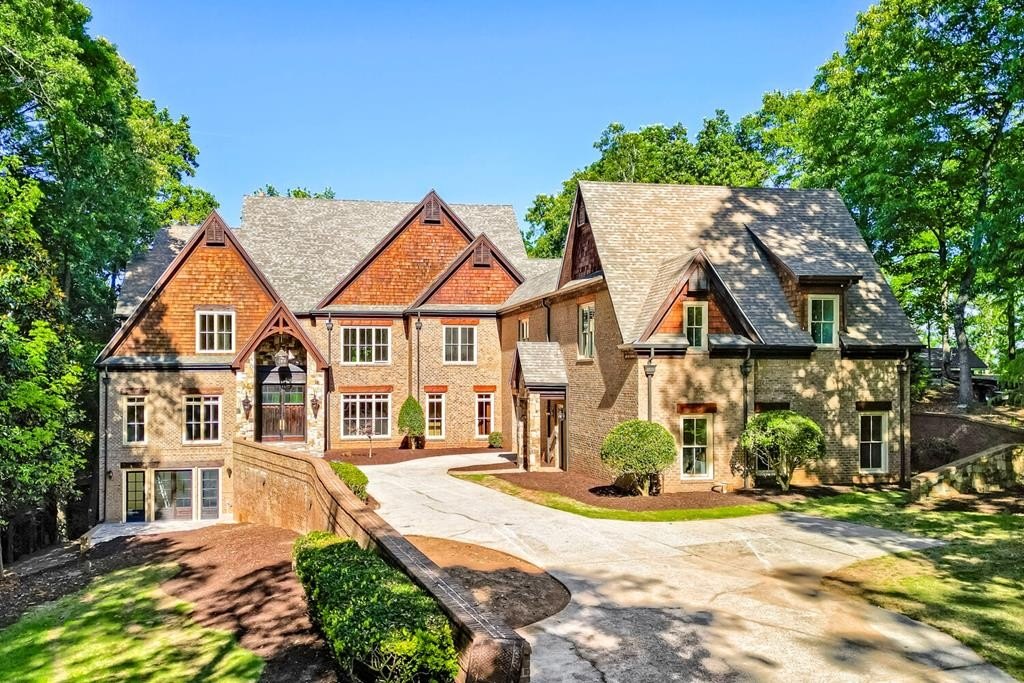 Single Family 8BR 11BA - 7965 Robin Road, Cumming, GA