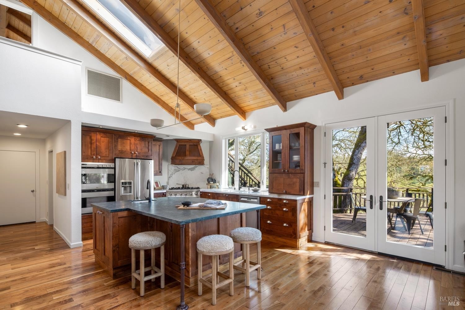 Single Family 4BR 4BA - 3460 Warm Springs Road, Glen Ellen, CA