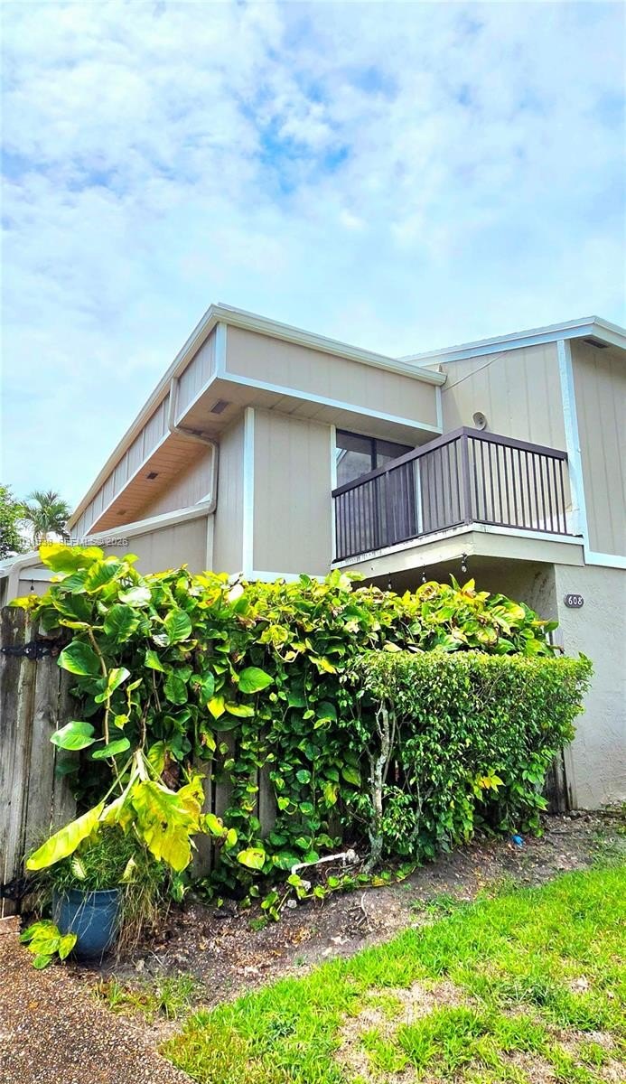 Single Family 2BR 2BA - 608 Commodore Dr, Plantation, FL